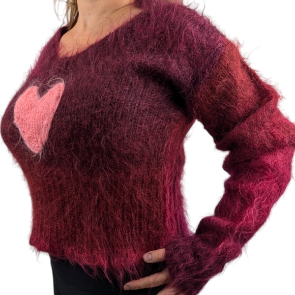 Handmade Cropped Sweater Womens Heart Embelishment Mohair Knit Texture - Picture 3 of 5